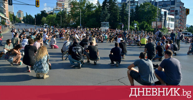 Убитите на пешеходна пътека в София двама младежи са били