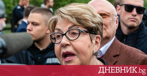 Руският президент Владимир Путин награди руският посланик в София Елеонора