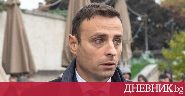 Седемкратният футболист на годината на България Димитър Бербатов обърна внимание
