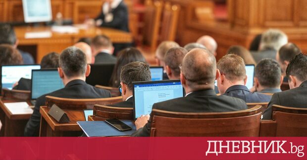 Малко повече от месец след конституирането на 49 тото Народно събрание