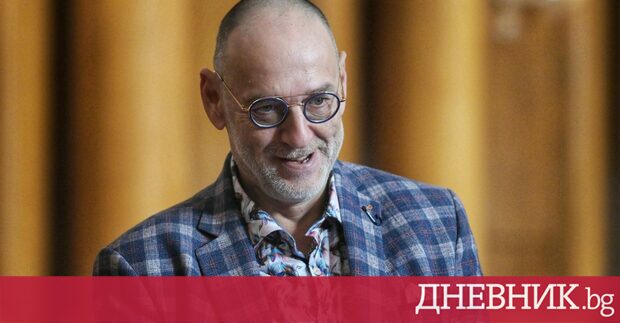 Ротационен премиер ми изглежда много сложно защото има актове в