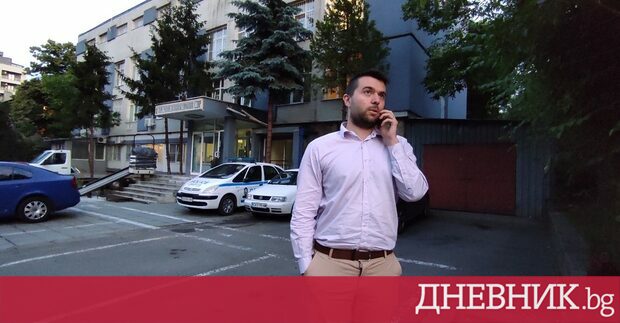 Адвокат сигнализира че е станал жертва на полицейско насилие в