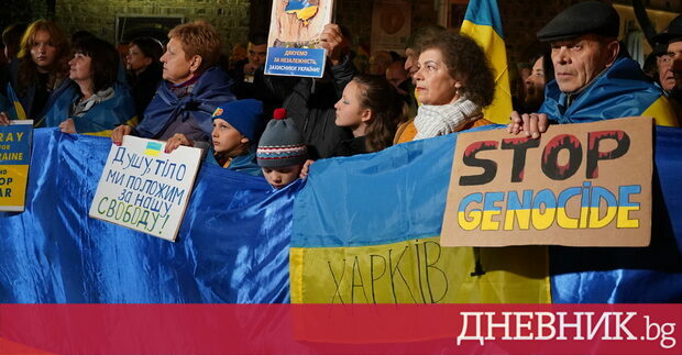 Кореспондентът на в Лондон Веселин Паунов говори с Тимъти Аш