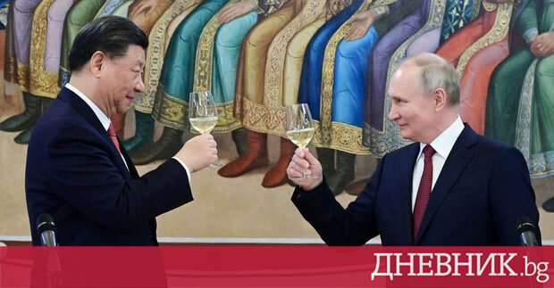 Как мащабната инвазия на Русия в Украйна през февруари 2022