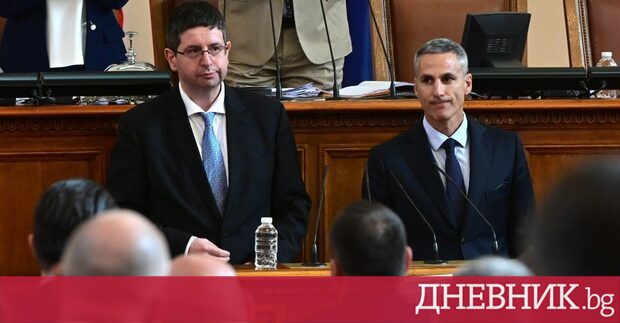 Двама настоящи депутати Андрей Гюров от Продължаваме промяната