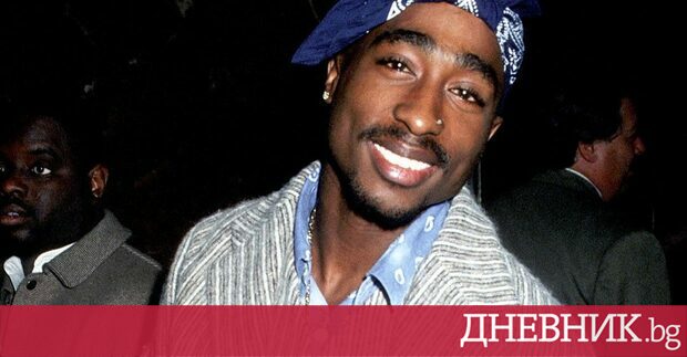 Златен пръстен във формата на корона с рубини и диаманти