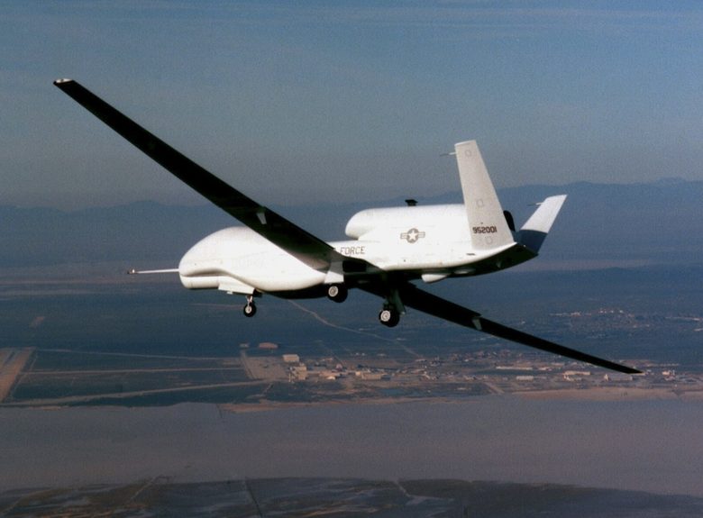 Американски безпилотен самолет Global Hawk