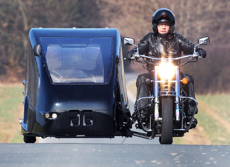Да срещнеш Създателя със стил - в катафалка Harley Davidson