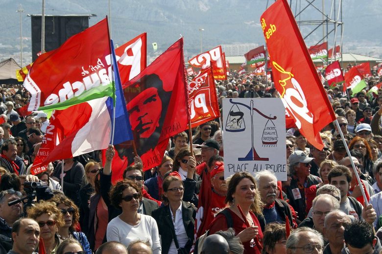 Привържениците му са предимно от крайната левица