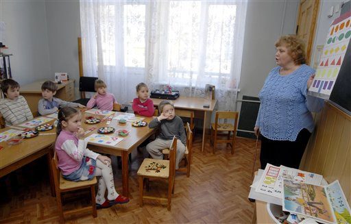 В училищата в Одеса е въведен двуезичен режим на обучение, въпреки преобладаващите етнически украинци