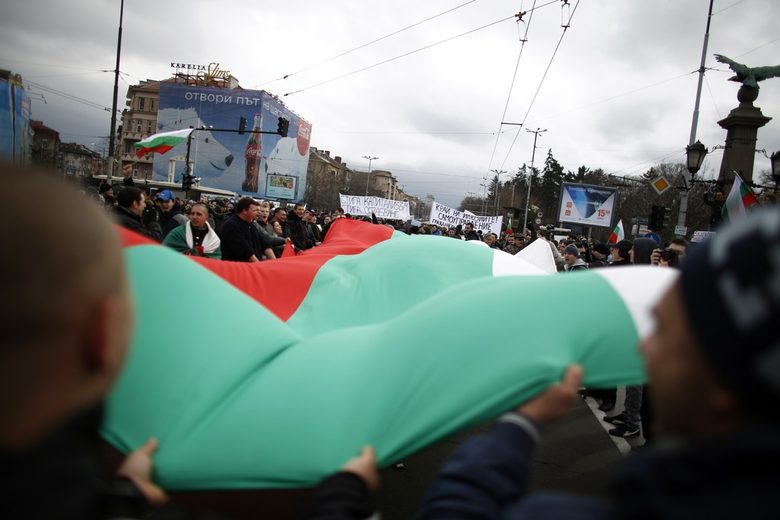 Националният протест започна, Плевнелиев дойде при участниците (допълнена)