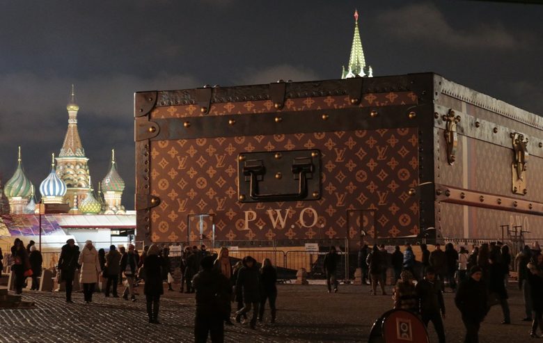 Louis Vuitton изгуби битката с Кремъл за Червения площад