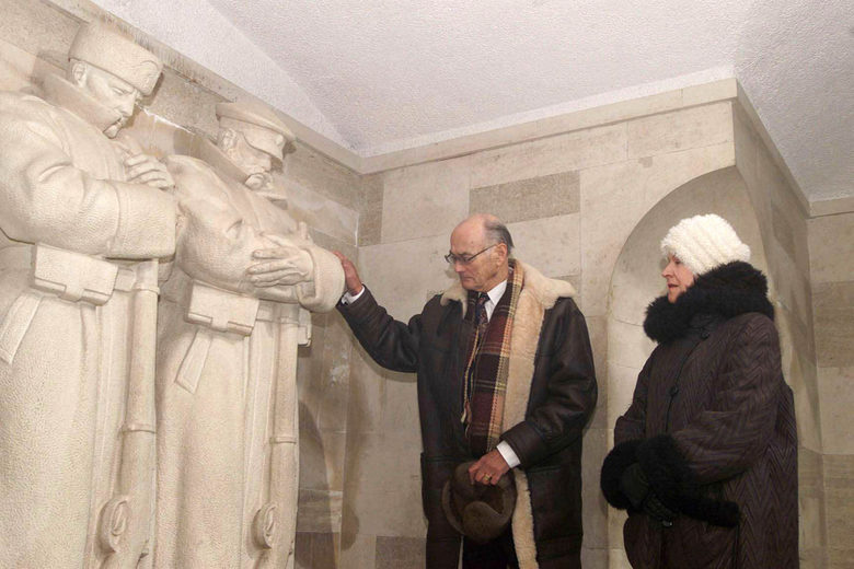 Костницата на връх Шипка Костницата на връх Шипка