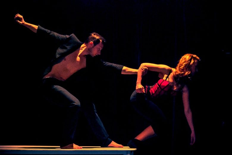 Кадри от "Папагено" на Coldpiece Dance Theater