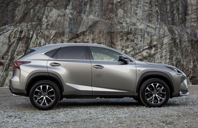 Извънземният "Лексус" NX вече се продава в България
