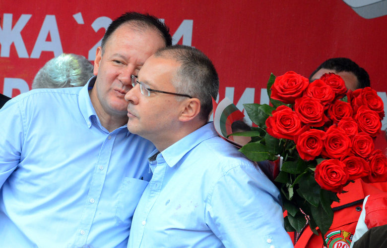 В навечерието на 123-годишнината от създаването на БСП, която по традиция се отбелязва на Историческата поляна под връх Бузлуджа, Михаил Миков обяви, че Сергей Станишев има своето запазено място в БСП.