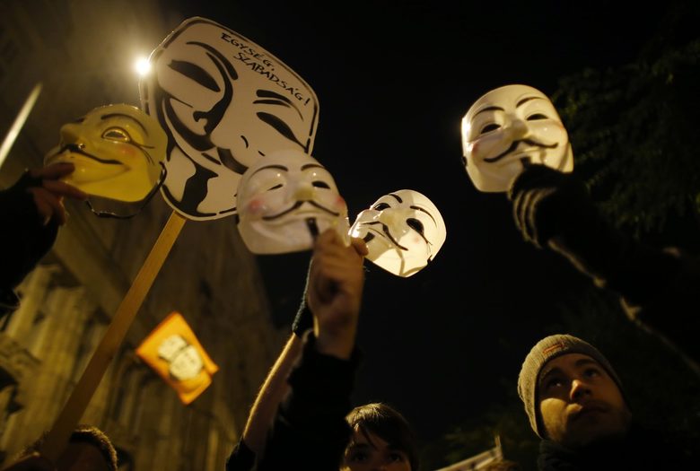 Унгария се надигна в най-големия протест от 2010г. насам