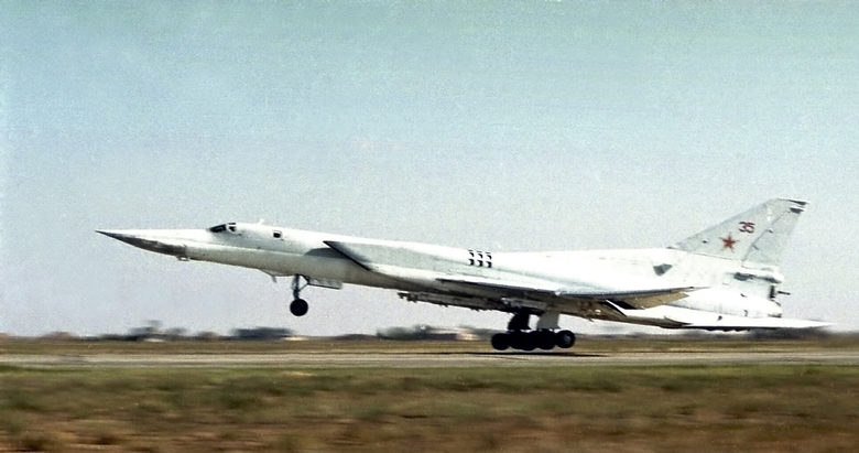 Ту-22