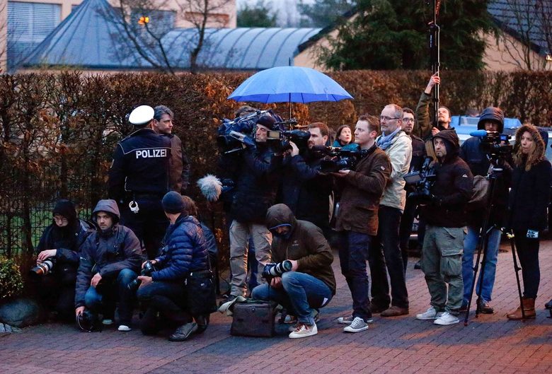 Медиите искат да получат бързи отговори на въпроси, за които всъщност изобщо няма отговор.