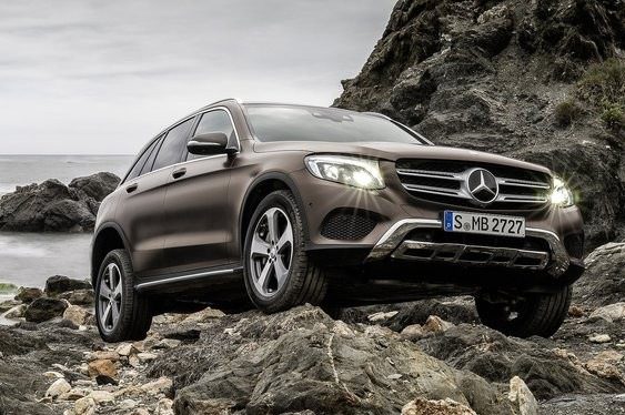 Наследникът на "Мерцедес" GLK намали разхода и стана по-сигурен Наследникът на "Мерцедес" GLK намали разхода и стана по-сигурен