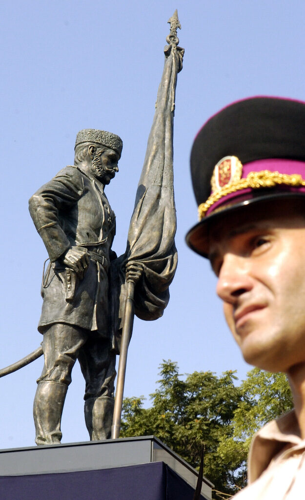 Паметник на българските опълченци участвали в Руско турската освободителна война