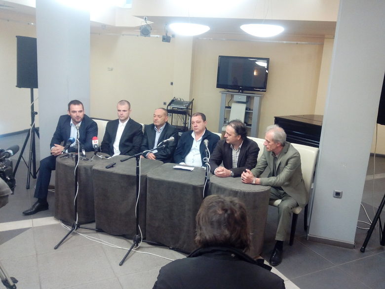 Днешната пресконференция, дадена от общинските съветници, избрани с листата на коалицията "Реформатори и патриоти - решението за Варна".