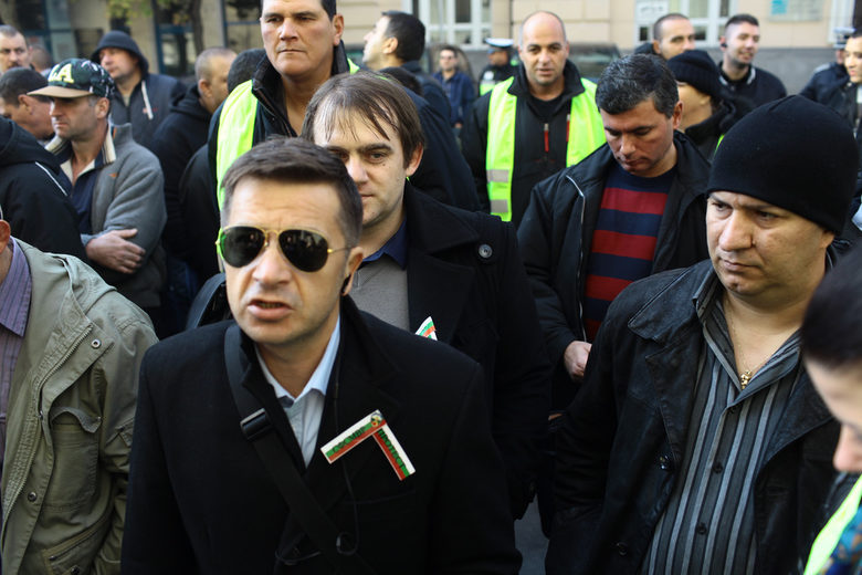 Протест на полицаи пред Министерство на финансите
