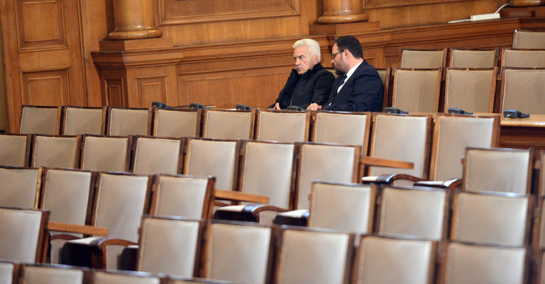 Волен Сидеров и Десислав Чуколов са призовани за 10 и 11 ч. във вторник