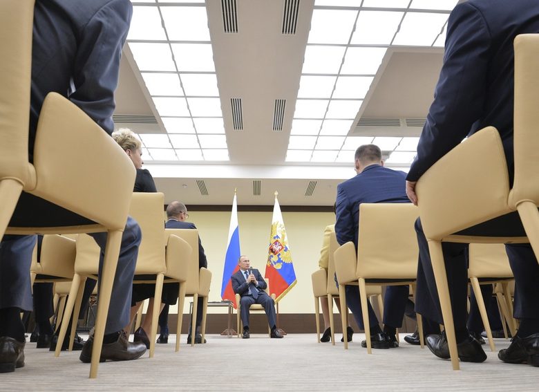 Как Русия заобича войната, когато Западът се разочарова от нея