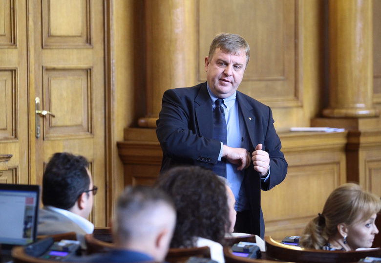 Връщането на казармата отпадна още на първо четене в парламента