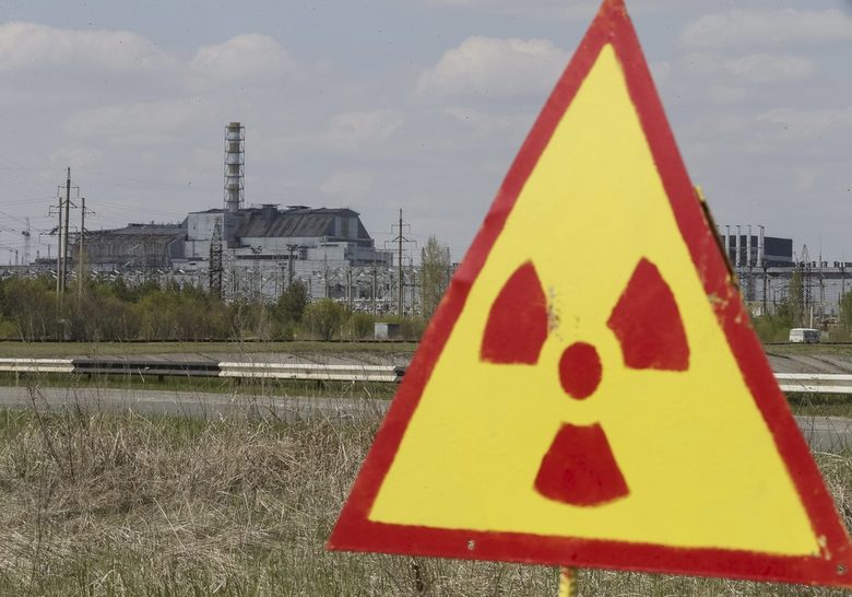 Доклад: Горите около Чернобил и Фукушима са хранилища на радиоактивно замърсяване и днес