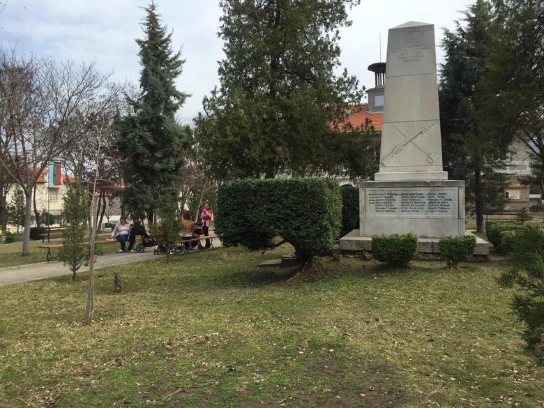 На цирк, театър, състезание и панаир, деца На цирк, театър, състезание и панаир, деца