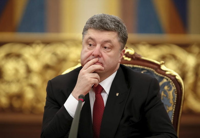 Последните разкрития вероятно ще засилят общественото разочарование от хода на реформите при сегашното ръководство на страната. Проучване през септември показа, че само 12.6 % биха гласували сега за "Блока на Порошенко"