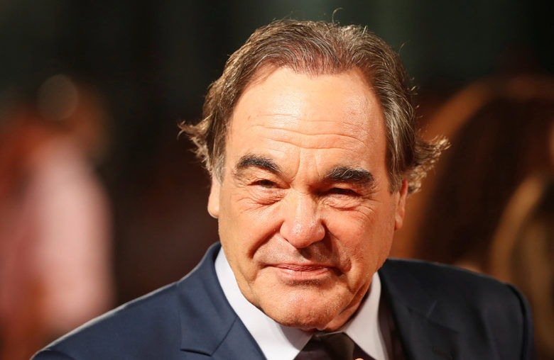 "Сноудън" на Оливър Стоун направи премиерата си на фестивала в Торонто