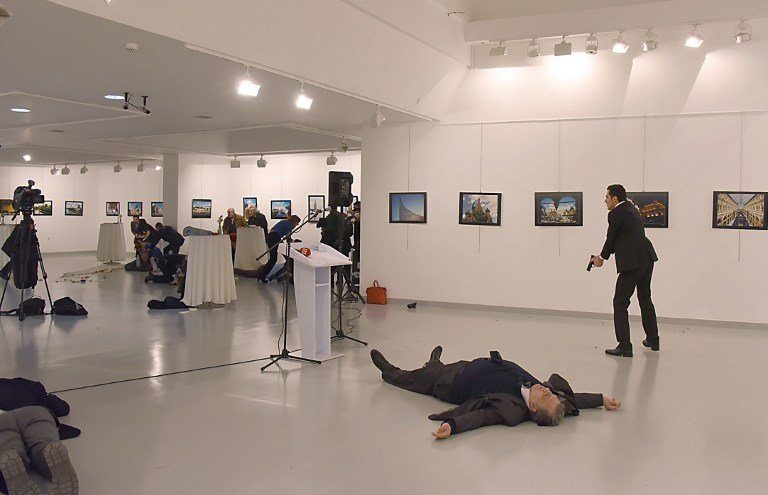 Убиецът на руския посланик е полицай от две години Убиецът на руския посланик е полицай от две години