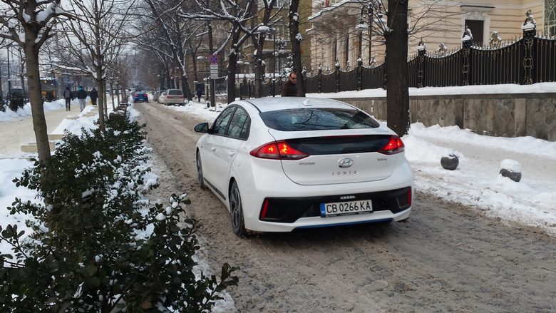 Този цвят е кръстен Polar White. Този цвят е кръстен Polar White.