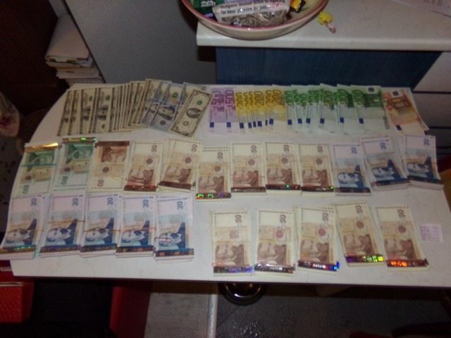 В СРС-та на митничарите от Варна имало неща, за които всеки прокурор мечтае
