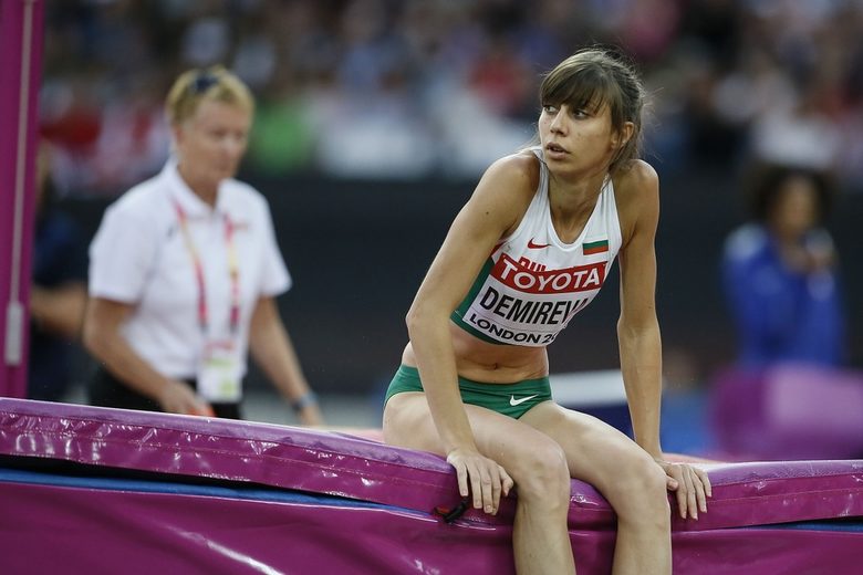 Мирела Демирева имаше много тежък сезон, но въпреки това беше най-добре представилият се български спортист на второ поредно голямо първенство след Рио 2016 Мирела Демирева имаше много тежък сезон, но въпреки това беше най-добре представилият се български спортист на второ поредно голямо първенство след Рио 2016