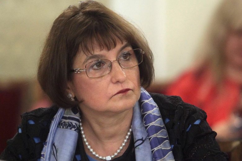 Марина Михайлова е съдия във ВАС и е номининрана от БСП