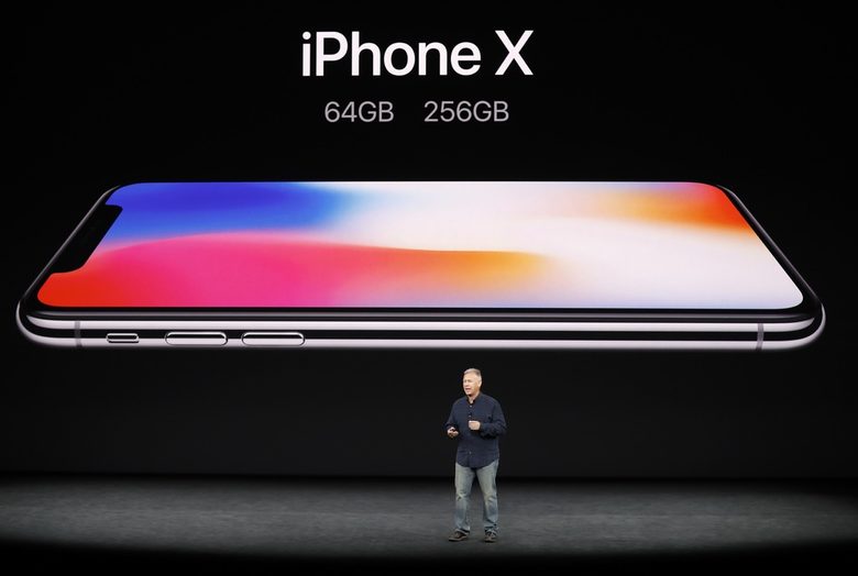 iPhone X ще се отключва с... лице