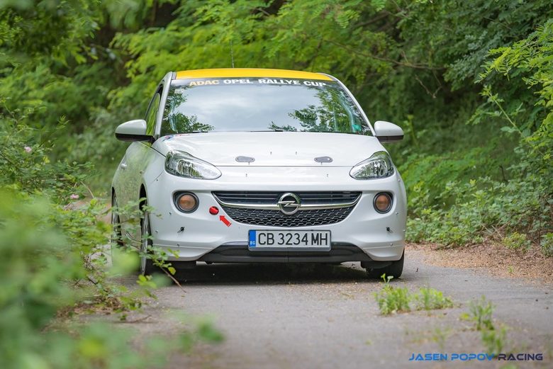 Български екипаж ще дебютира в Opel Adam Cup Български екипаж ще дебютира в Opel Adam Cup