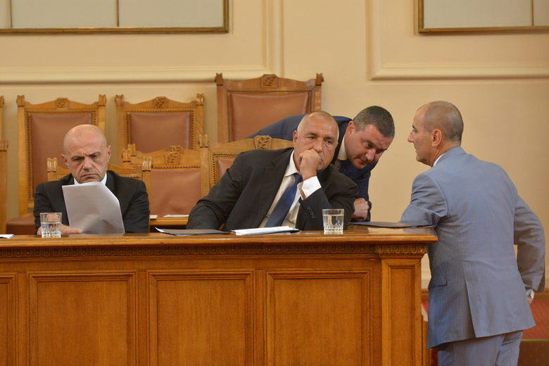 Ралица Агайн подаде оставка от КФН "по емоционални причини" (допълнена)