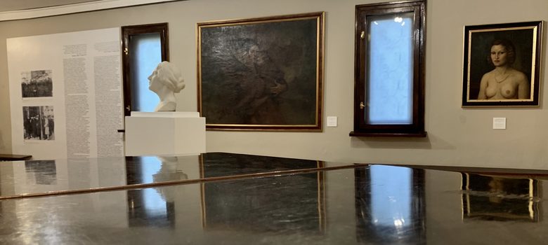 Изложба разказва историята на първата "Мис България"