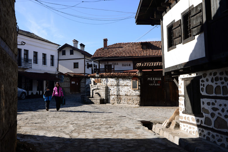 Банско, в стария град, скрит сред новите строежи