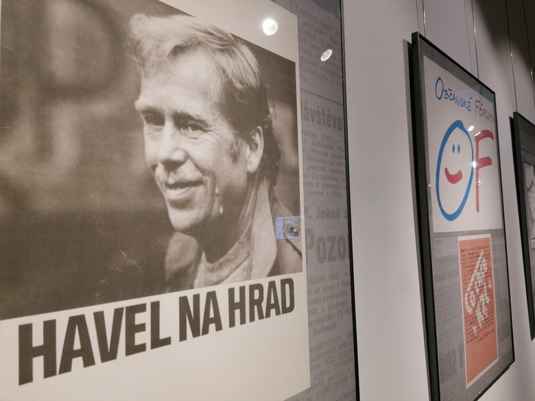 Вацлав Хавел на плакат от изложбата