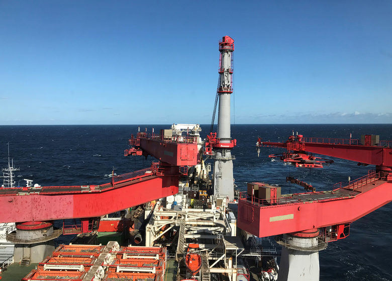 Allseas участва не само в двата руски газопровода, но като световен лидер в подобни операции обновява инфраструктурата на най-голямото шелфово газово находише на Дания, както и в две британски газови полета в Северно море. Компанията стои зад пречиствателни съоръжения на пристанището в Ротердам (най-натовареното в Европа) и изпълнява още няколко проекта, финансирани от Европейския съюз.