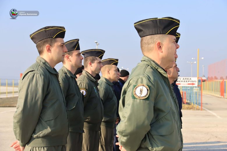 Започна обучението на български пилоти за F-16