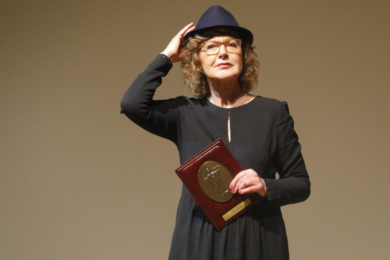 Адела Пеева