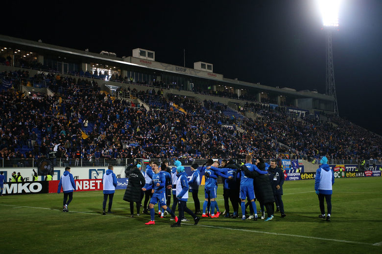 "Левски" стигна полуфиналите за купата след невиждана драма срещу "Лудогорец"