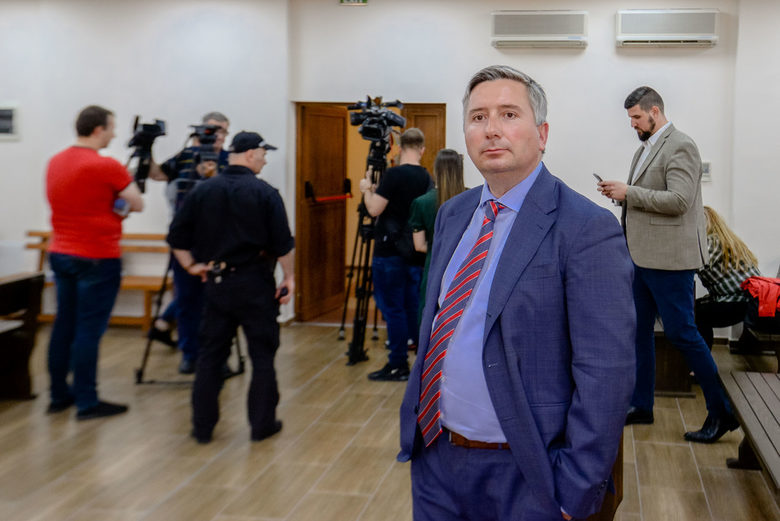 Делото "ЕВН" завърши на първа инстанция с оправдателни присъди и със становището на съда, че някои от нещата, в които бяха обвинени част от подсъдимите, дори не са престъпления. Делото "ЕВН" завърши на първа инстанция с оправдателни присъди и със становището на съда, че някои от нещата, в които бяха обвинени част от подсъдимите, дори не са престъпления.